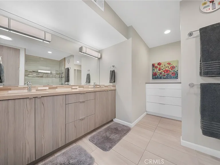 48 Palma Dr — Photo 14