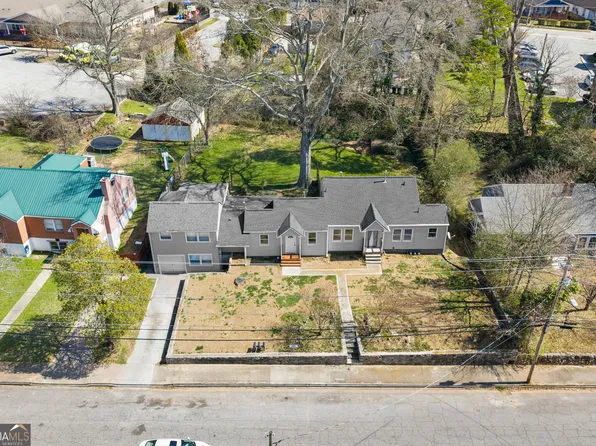 2950 Semmes St, East Pt, GA 30344