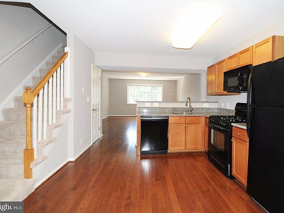 4th image of 5266 Maris Ave