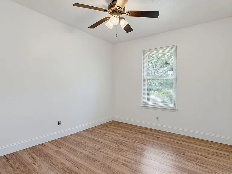 4117 Cripple Creek Dr — Photo 12