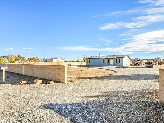 3rd image of 1161 Shady Ln