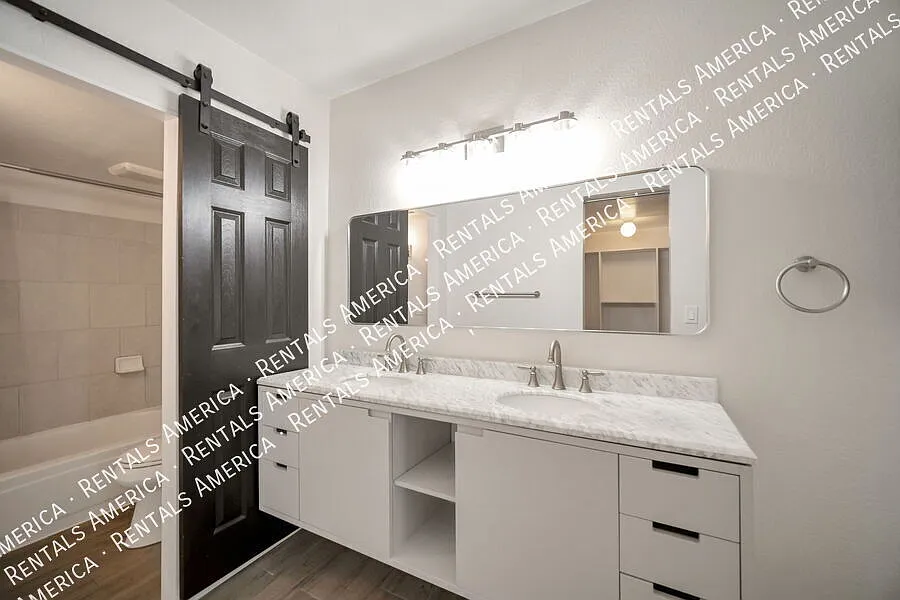 Cute, Clean, Updated Oro Valley Condo! — Photo 4