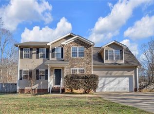 8190 Springbirch Dr, Stokesdale, NC 27357
