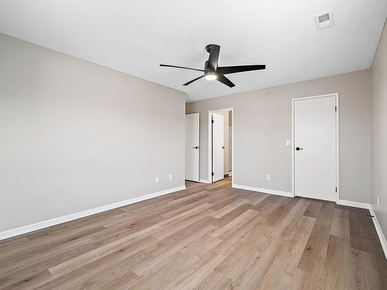 Cherry Tree Village Apartments — Photo 145