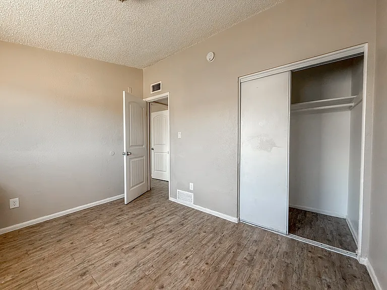 2115 W Devonshire Ave, Phoenix Az — Photo 16