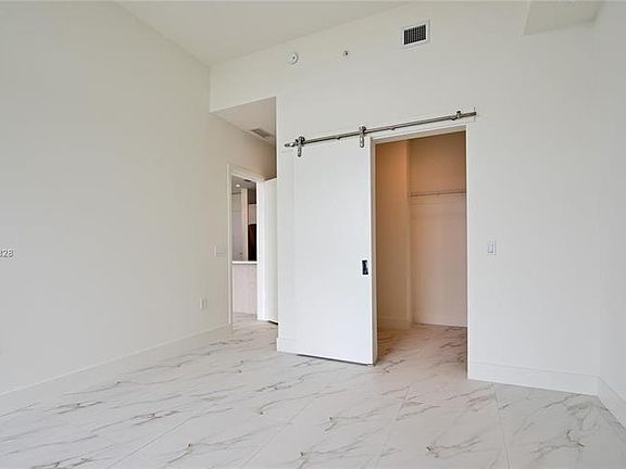 4th image of 2000 Metropica Way #2606