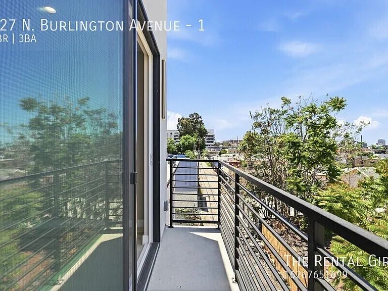 227 N Burlington Ave #1 — Photo 23