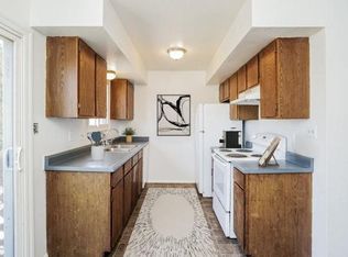 1424 E 21st St APT 3, Pueblo, CO 81001