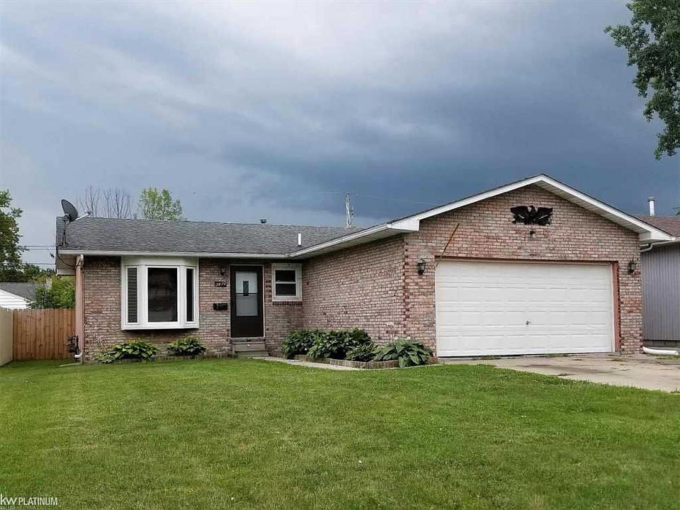 1st image of 2870 W Rick Dr