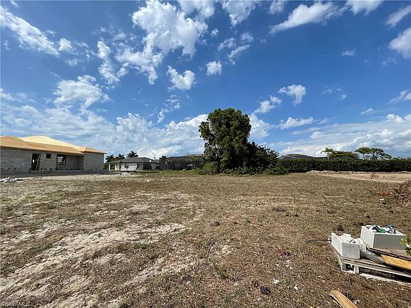3rd image of 3437 NW 18th St