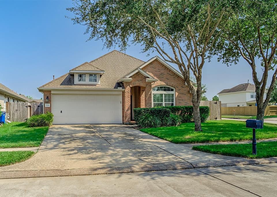 1st image of 3255 Gladewater Ln