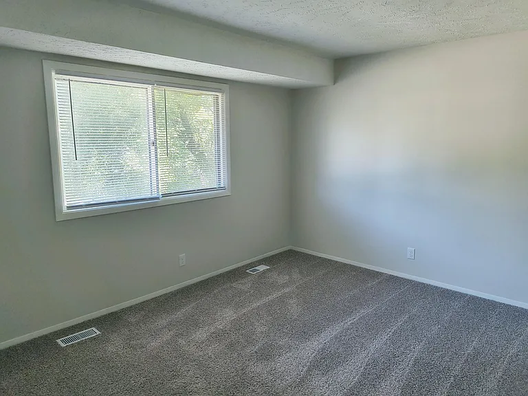 5034 Goldenrod Ln — Photo 5