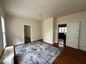 186 Powder House Blvd