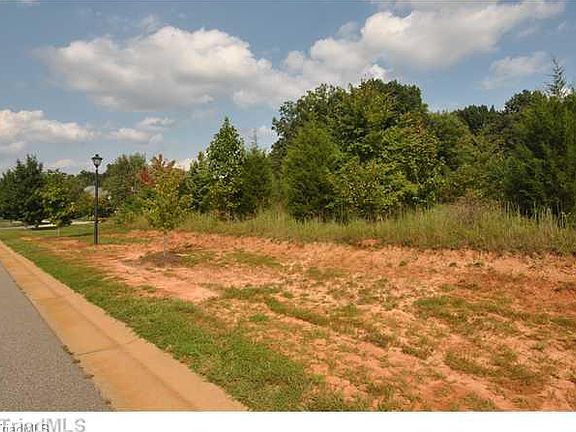 3rd image of 8317 W Tuscany Dr