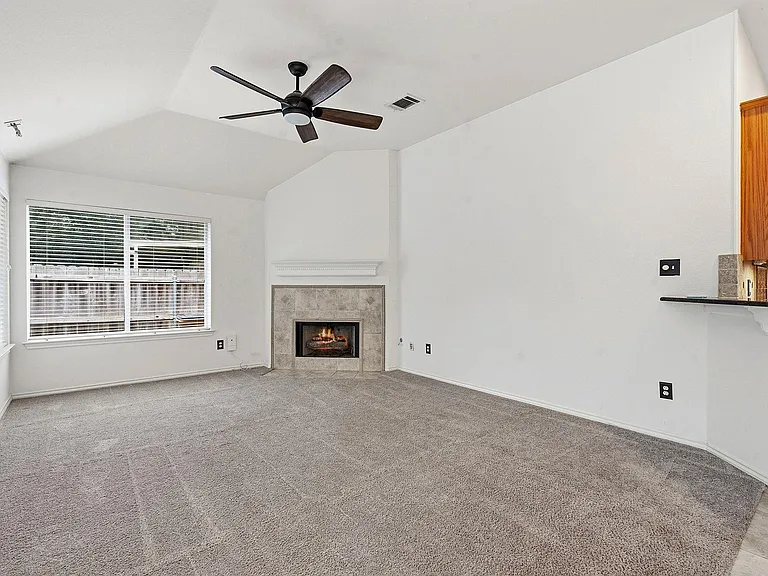 5021 McDade Dr — Photo 13