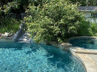 18 Tuscany Dr, Jackson, NJ