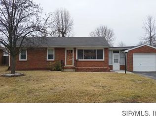 410 Florida Dr, East Alton, IL
