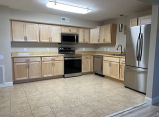 120 15th St APT 2, Fall River, MA 02723