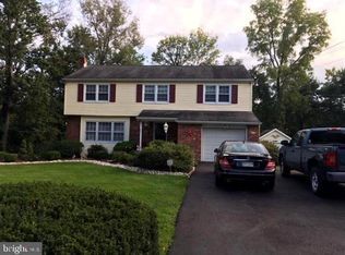 50 Noreen Dr, Yardley, PA 19067