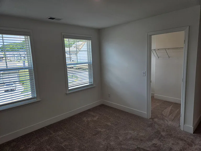 97 Andalusa Ct — Photo 42