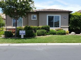 255 Firestone Ln, Hemet, CA 92545