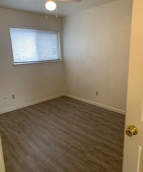 611 N Edison St #7 — Photo 3