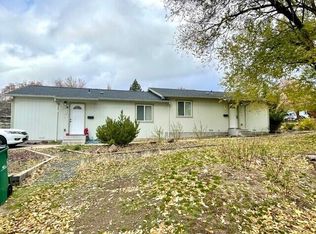 925 Fulton St #A & B, Klamath Falls, OR 97601