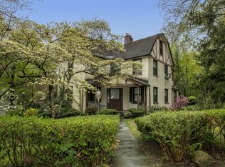 6 Sunset Dr, Scarsdale, NY 10583