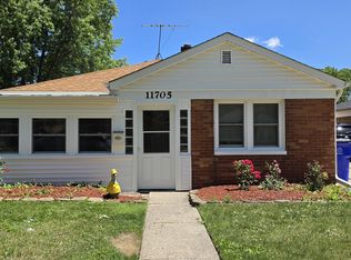 11705 S Meadow Lane Dr, Merrionette Park, IL 60803