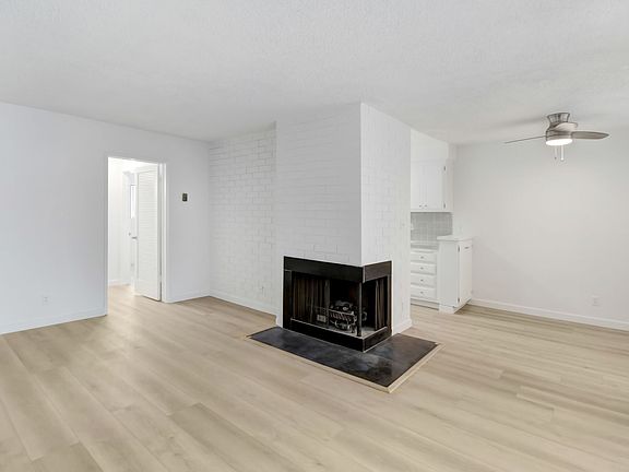 4th image of 1306 Armacost Ave APT 6
