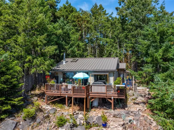 9813 Spalding Rd, Southern Gulf Islands, BC V0N 2M3