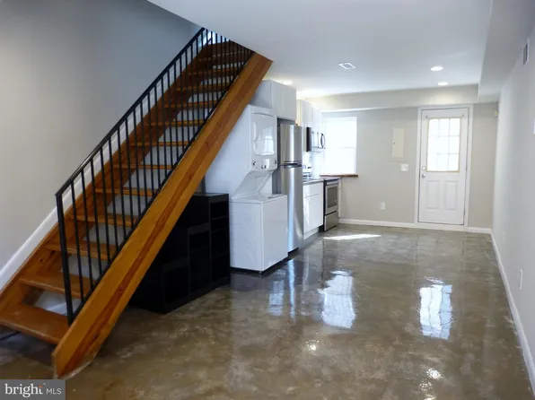 3 E Kaufman Ct, Baltimore, MD 21230