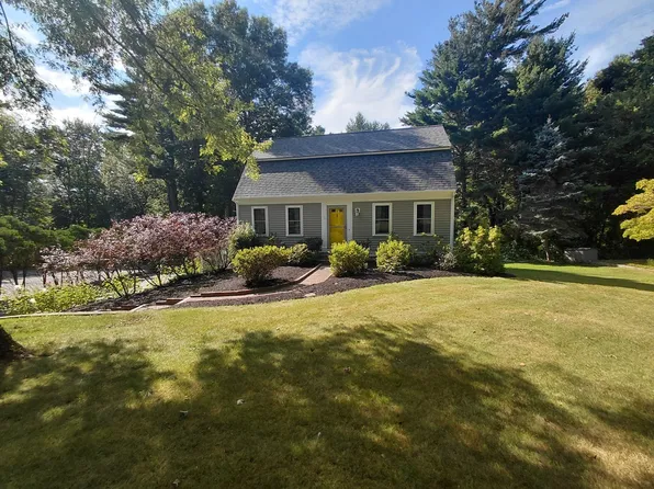 3 Kelly Dr, Middleboro, MA 02346