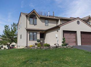 25 Holly Ct, Flemington, NJ 08822