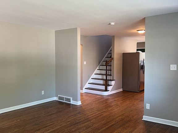 5th image of 2772 Brandon Rd