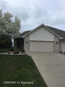 4055 Creekwood Cir, Bay City, MI, 48706