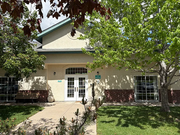 550 Mohawk Dr — Photo 22