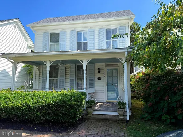 202 E Chestnut St, Saint Michaels, MD 21663