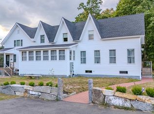 383 Owl Street, Campton, NH 03223