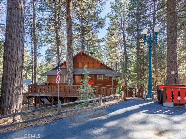 31321 Circle View Dr, Running Springs, CA 92382