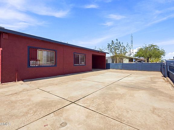 4th image of 902 S 30TH Drive