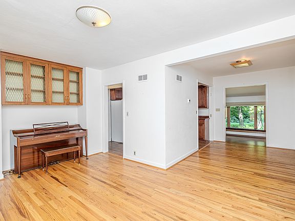 5th image of 1507 Carroll Ave