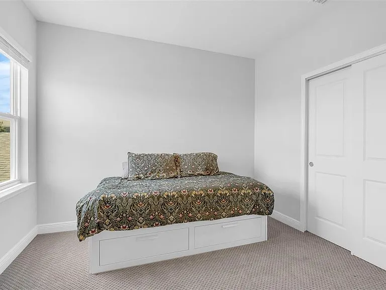 2019 Sunshine Peak Dr — Photo 28