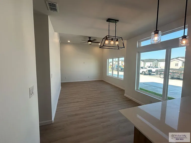 3536 Hidalgo St — Photo 6