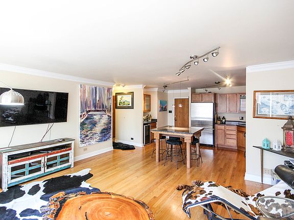 2nd image of 211 E Ohio St APT 1410