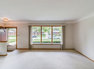 8155 Randy Dr, Westland, MI 48185