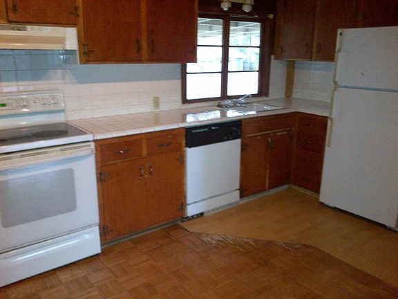 2nd image of 1457 156th Ave NE APT A
