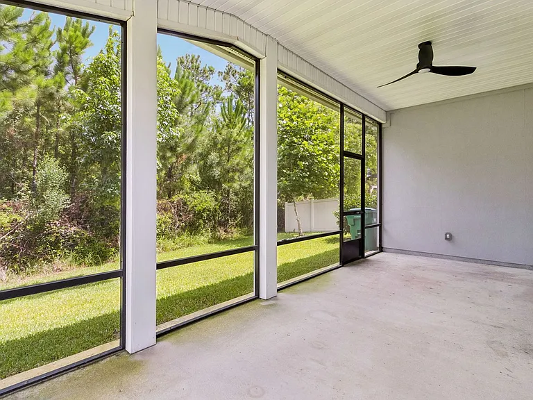 70305 Winding River Dr — Photo 31