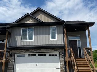 3165 Lampe Ln #D, Coralville, IA 52241