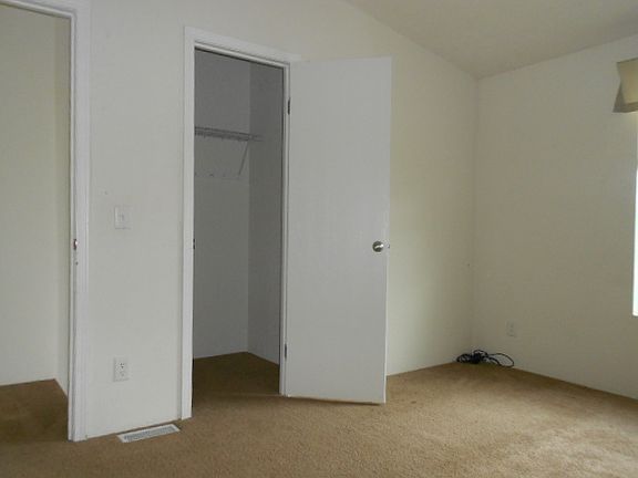 2nd image of 20124 E Granite Ln